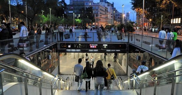 metro-barcelona-a-piedi