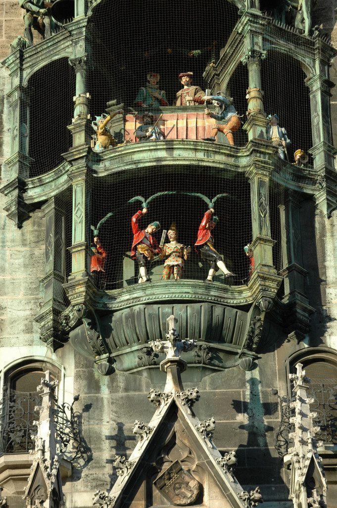 monaco-carillon-piazza