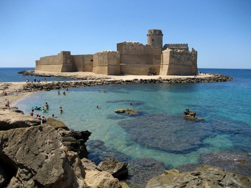 Le Castella In Calabria Una Meta Adatta Tutto L anno Viaggi Low Cost