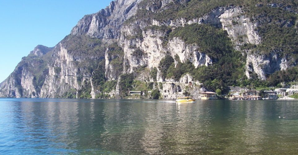 Ponale Riva Del Garda Riva del Garda: 3 camminate panoramiche - Viaggi Low Cost